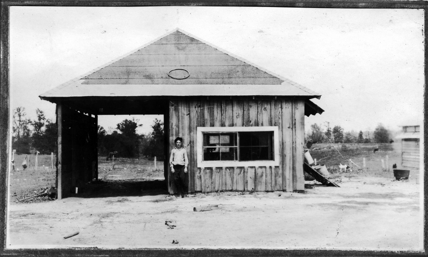 093~W. L. Rook Milkhouse.jpg